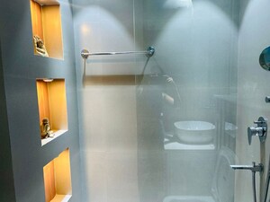 Furnished Amenities in 3 BHK Apartment at Signature Global City 63A, Sector 63a – for Rent