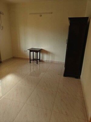 Room in 3 BHK Apartment at Dona Paula – for Rent
