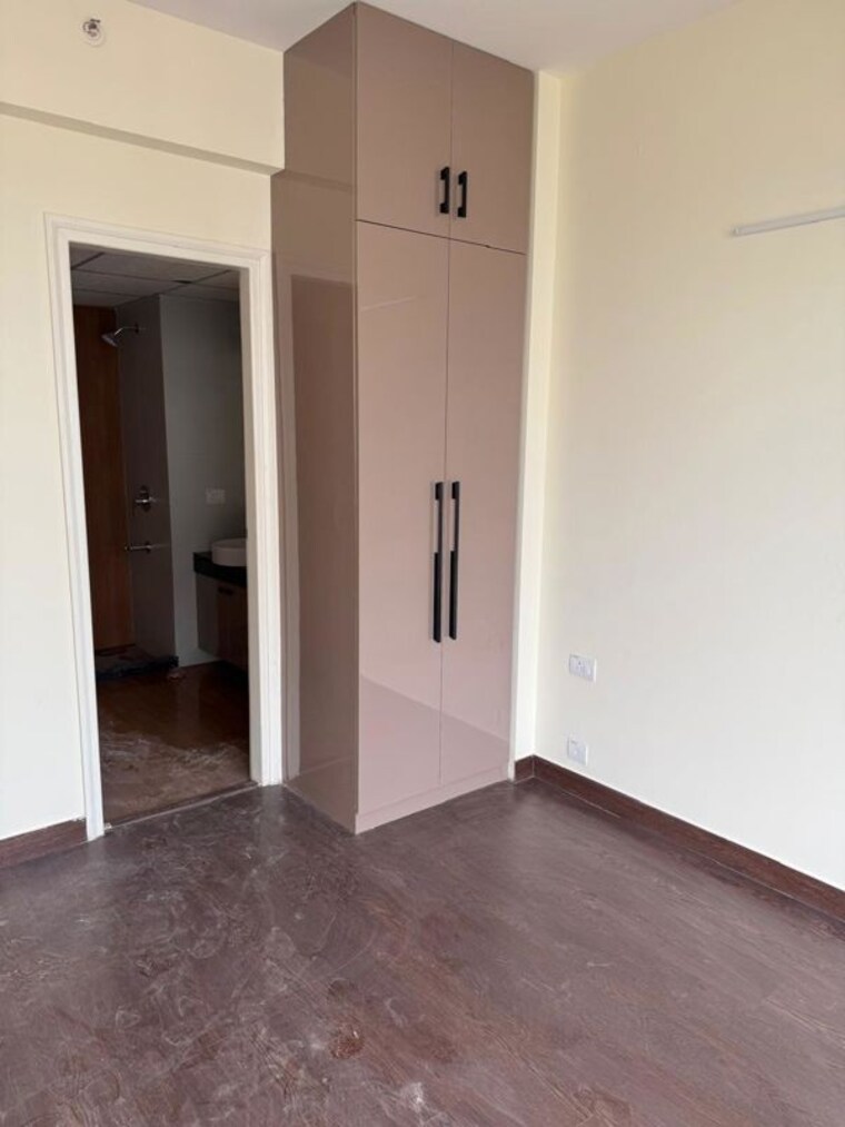 Room, krisumi-waterside-residences 2 Bedroom 1478 Sq.Ft. Apartment In Sector 36a Gurgaon 10277173