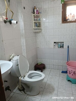 Bathroom in 3 BHK Apartment at Sector 11 Dwarka – for Rent