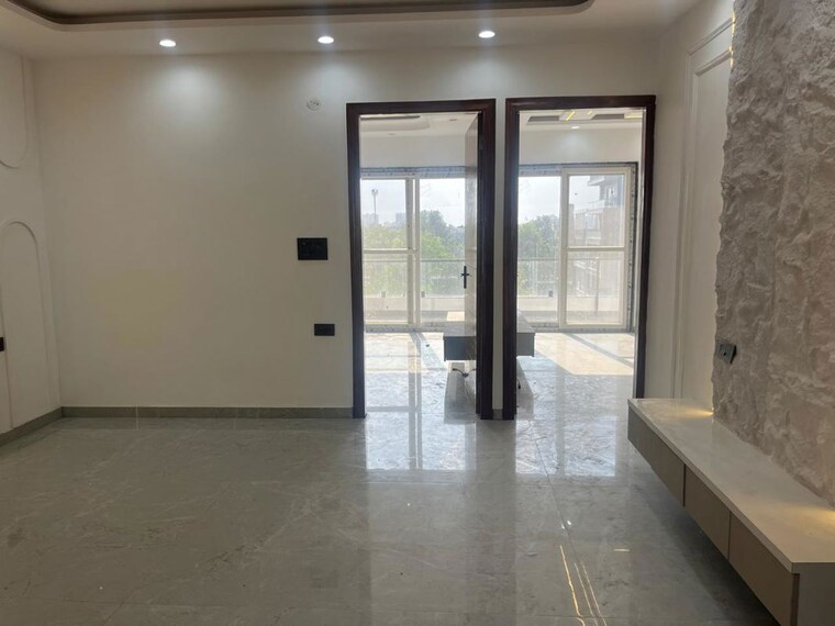 Room, sector 77 3 Bedroom 190 Sq.Ft. Builder Floor In Sector 77 Faridabad 10277216