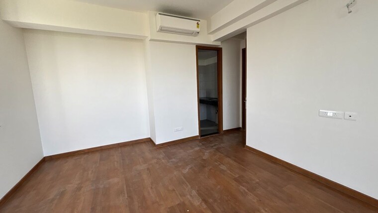 Room, godrej-woods 2 Bedroom 1255 Sq.Ft. Apartment In Sector 43 Noida 10277250