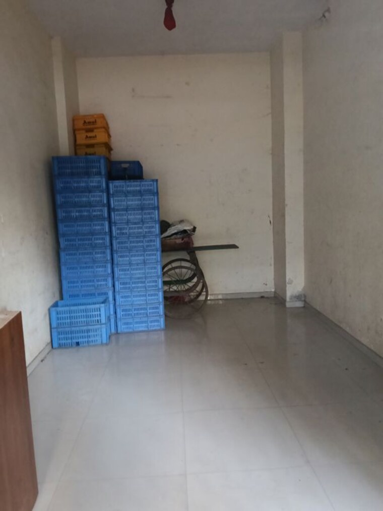 Room, mangeshi-flora Commercial Shop 200 Sq.Ft. In Kalyan West Thane 10277254