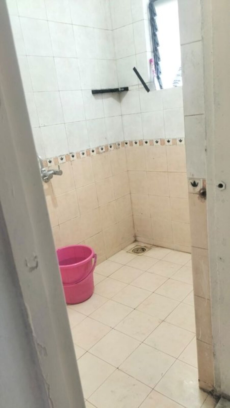 Bathroom, rachana-shilpa 2 Bedroom 1200 Sq.Ft. Apartment In Kothrud Pune 10277260