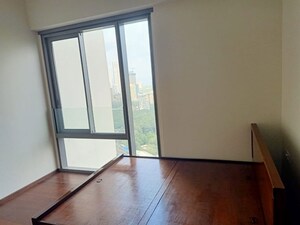 Room in 2 BHK Apartment at Piramal Mahalaxmi, Mahalaxmi – for Rent