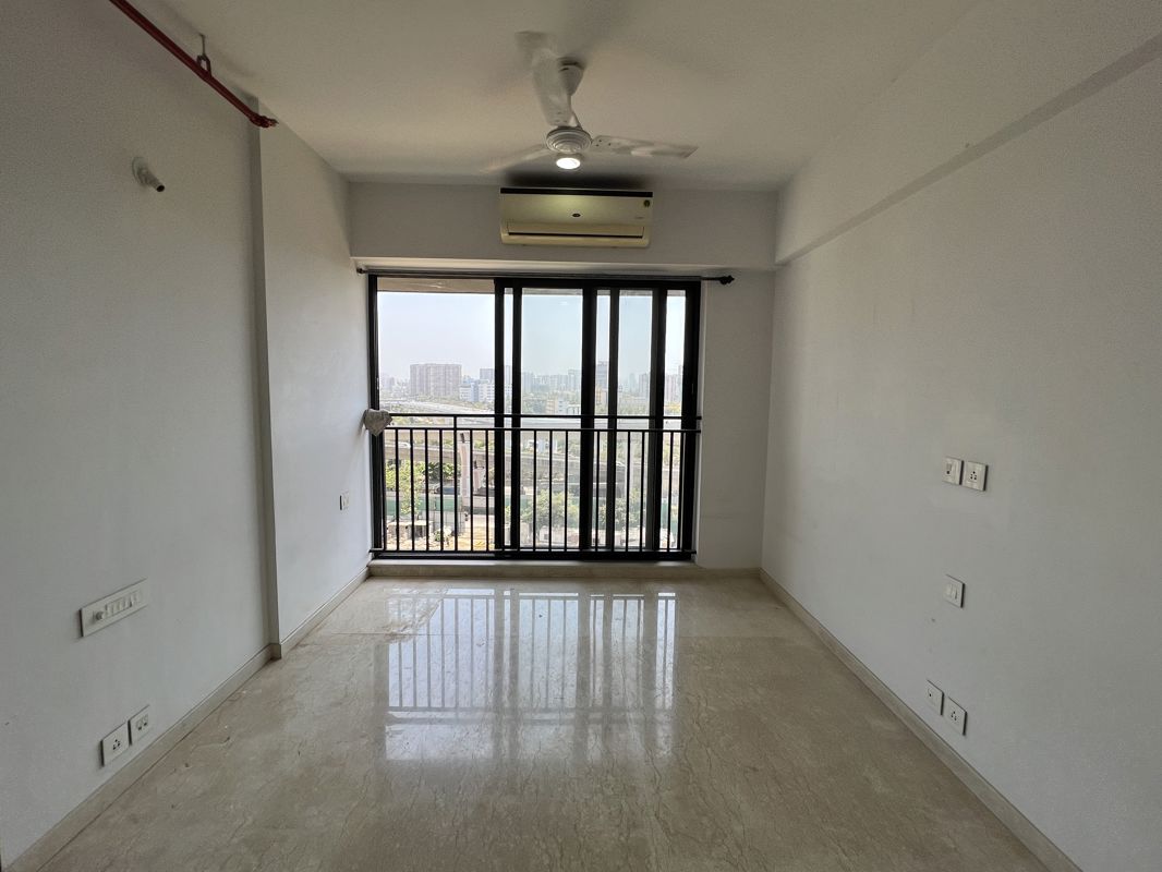 2.5 BHK + Extra Room Apartment For Rent in Kalpataru Primus Residence