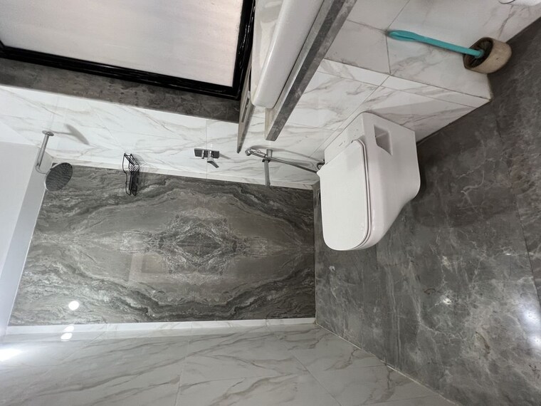Bathroom, kalpataru-primus-residence 2.5 Bedroom 1200 Sq.Ft. Apartment In Santacruz East Mumbai 10277268