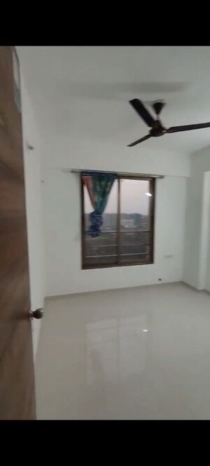Room in 3 BHK Apartment at Basil Skyline, Tragad – for Rent