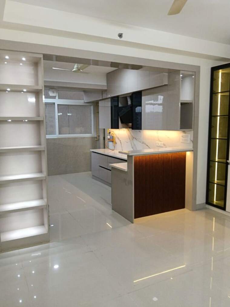 Kitchen, amrapali-heartbeat-city 3 Bedroom 2125 Sq.Ft. Apartment In Sector 107 Noida 10277306