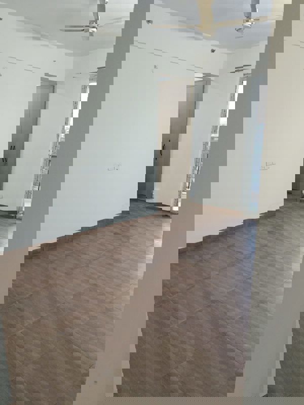 3 BHK + Servant Room 2125 Sq.Ft. Apartment in Amrapali Heartbeat City