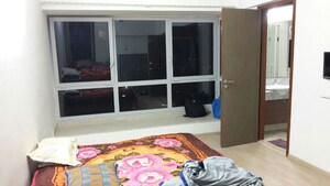 Bedroom in 1 RK Apartment at Dn Nagar – for Rent