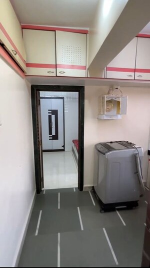 Bathroom in 1 BHK Apartment at Dombivali Rahivashi Apartment, Dombivli West – for Rent