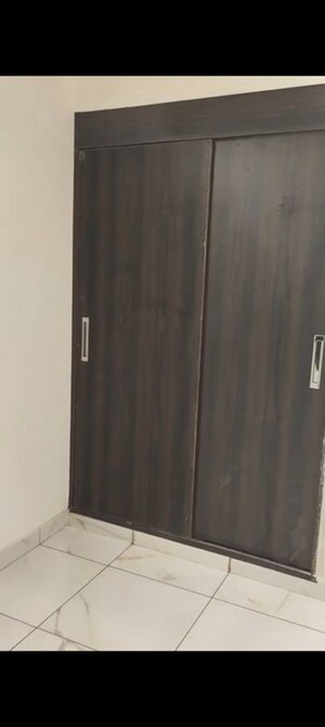 Bedroom in 3 BHK Apartment at Mapsko Paradise, Sector 83 – for Rent