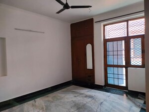 Room in 4 BHK Builder Floor at Greater Kailash I – for Rent