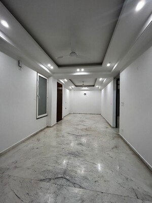 Living Room in 3 BHK Apartment at Chattarpur – for Rent