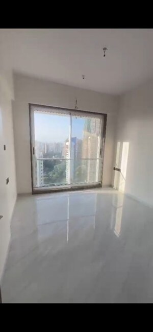 Bedroom in 2 BHK Apartment at Kabra Garnet, Malad West – for Rent