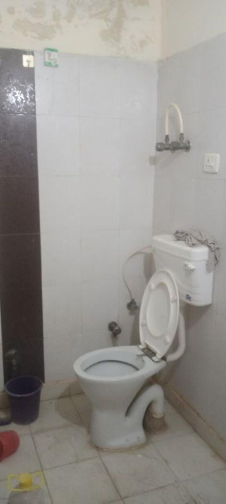Bathroom, dwarka mor 2 Bedroom 650 Sq.Ft. Builder Floor In Dwarka Mor Delhi 10277409