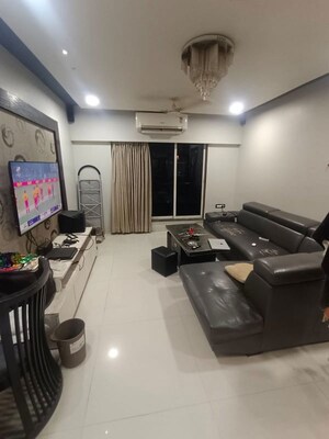 Team Area in 1 BHK Apartment at Bharti Apartment Bandra West, Bandra West – for Rent