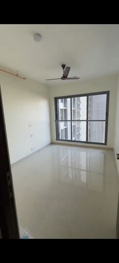 2 BHK Apartment For Rent in Kalpataru Elitus
