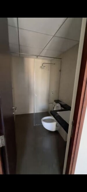 Bathroom in 2 BHK Apartment at Kalpataru Elitus, Mulund West – for Rent