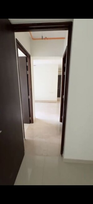 Building Lobby in 2 BHK Apartment at Kalpataru Elitus, Mulund West – for Rent