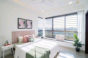 Bedroom in 2.5 BHK Apartment at Goregaon East – for Sale