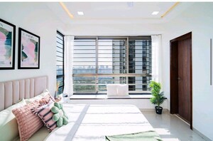 Bedroom in 2.5 BHK Apartment at Goregaon East – for Sale