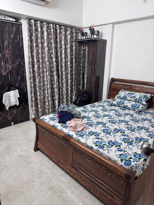 Bedroom in 2 BHK Apartment at Lodha Amara, Kolshet Road – for Rent