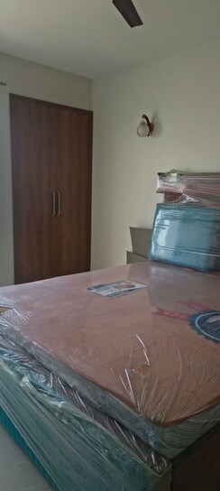 2 BHK Apartment For Rent in Eldeco Live By The Greens