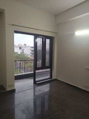 Room in 2 BHK Builder Floor at Greater Kailash I – for Rent