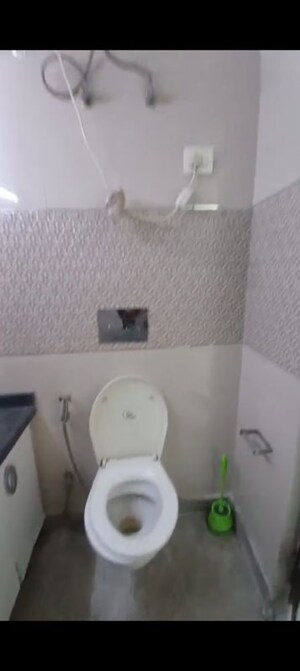  2 BHK Builder Floor at Lajpat Nagar 4 – for Rent