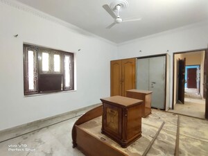 Room in 3 BHK Builder Floor at East Of Kailash – for Rent