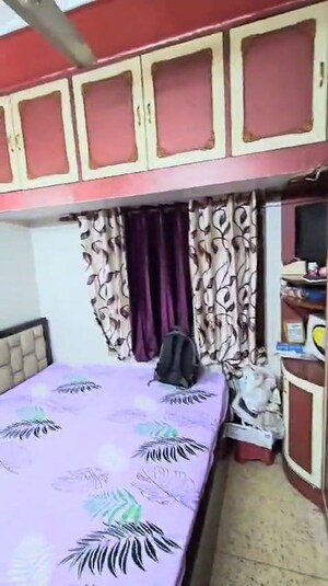 Bedroom in 2 BHK Builder Floor at Lajpat Nagar 4 – for Rent