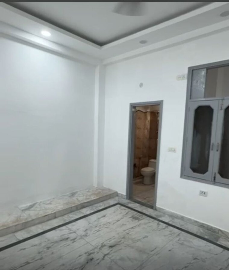 Room, vasundhara sector 1 3 Bedroom 1600 Sq.Ft. Builder Floor In Vasundhara Sector 1 Ghaziabad 10277525