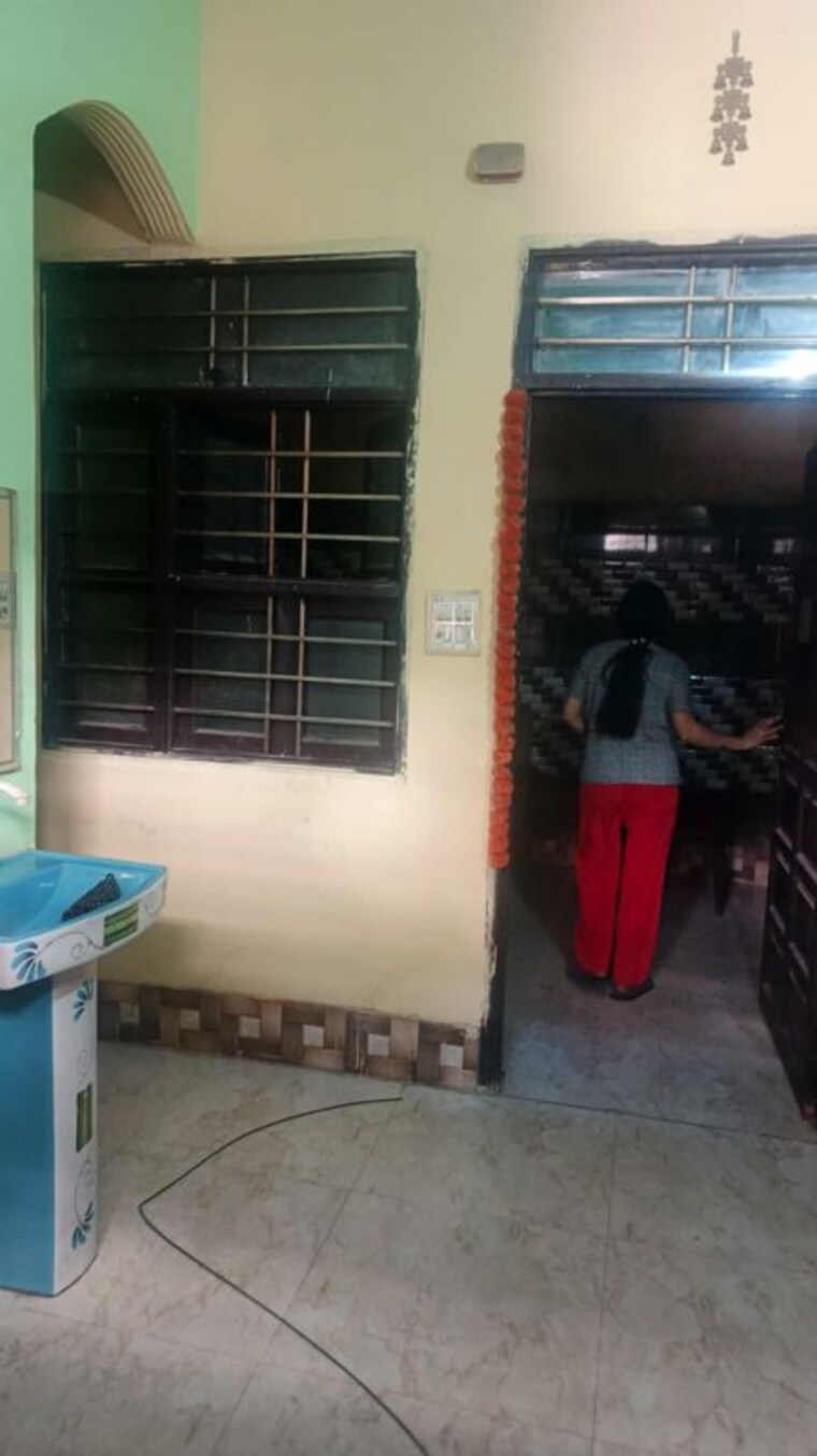  Parking, badarpur 1 RK 350 Sq.Ft. Apartment In Badarpur Delhi 10277528