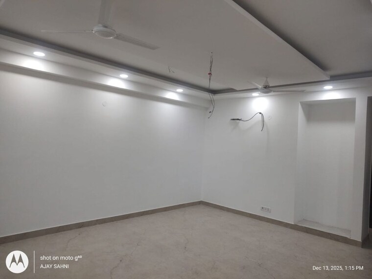 Room, anand niketan 4 Bedroom 400 Sq.Yd. Apartment In Anand Niketan Delhi 10277548