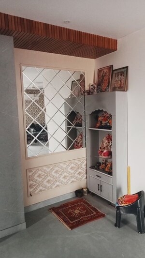 Furnished Amenities in 3 BHK Builder Floor at Sector 14 – for Rent