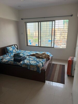 Master Bedroom in 2 BHK Apartment at Andheri West – for Rent