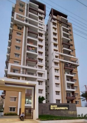 2 BHK Apartment For Rent in Silpa RV dharmista, Miyapur