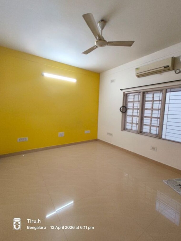 Room, hsr layout 3 Bedroom 2000 Sq.Ft. Independent House In Hsr Layout Bangalore 10277579