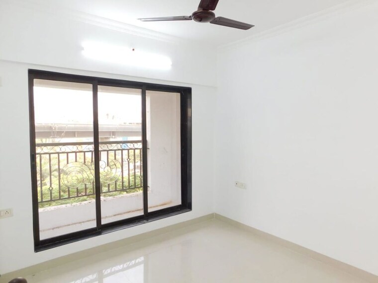 Master Bedroom, ever-top-apartment 3 Bedroom 1200 Sq.Ft. Apartment In Andheri West Mumbai 10277591