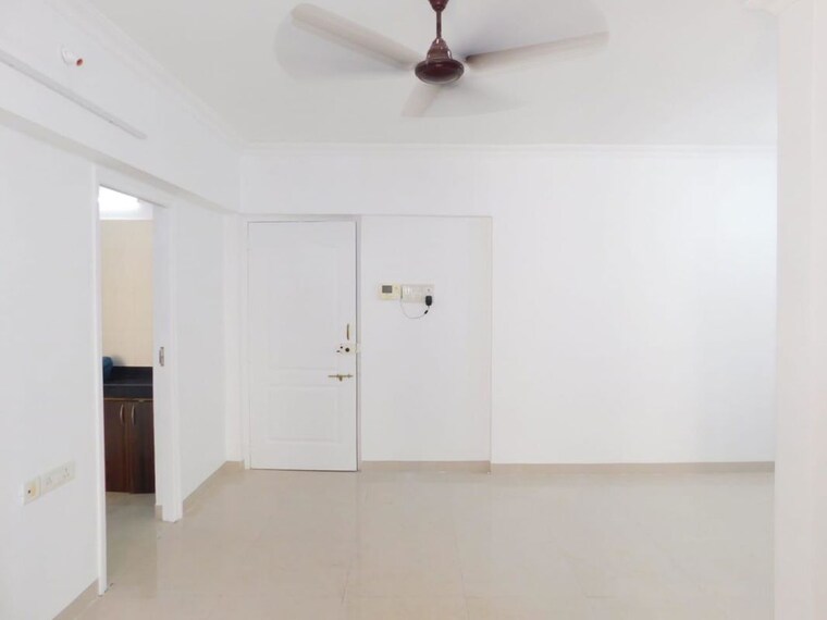 Hall, ever-top-apartment 3 Bedroom 1200 Sq.Ft. Apartment In Andheri West Mumbai 10277591