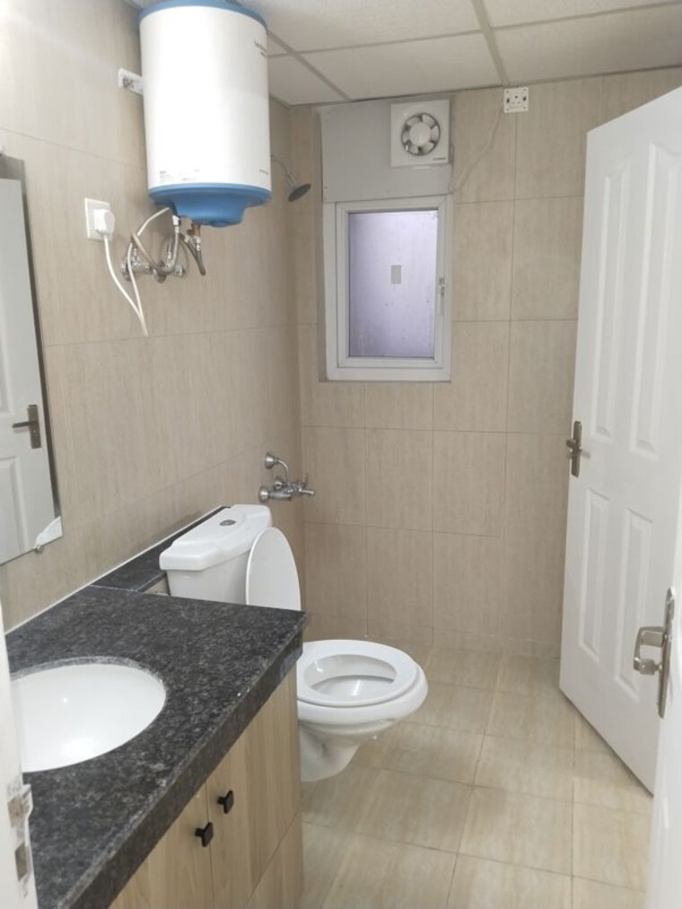 Bathroom, rwa-apartments-sector-39 2 Bedroom 1500 Sq.Ft. Builder Floor In Sector 39 Noida 10277600