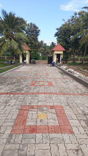  Plot – Exterior View View at Pirattiyur - for Sale