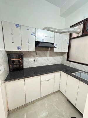 Kitchen in 1 BHK Apartment at Serene Acres, Thoraipakkam – for Rent