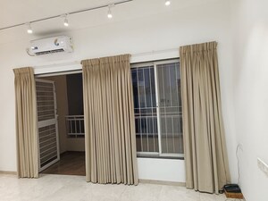 Room in 1 BHK Apartment at Aadhar Everest Plaza, Chikhali – for Rent