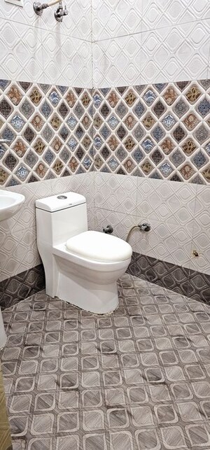 Bathroom in 2 BHK Builder Floor at Indrapuram – for Rent