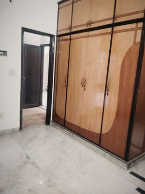 Room in 3 BHK Builder Floor at Maya Homes, Indrapuram – for Sale