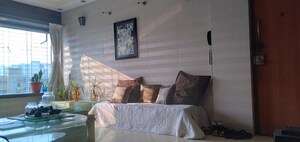 Bedroom in 2 BHK Apartment at New Vijaya CHS, Malad West – for Rent