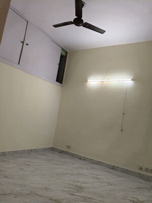 Room in 3 BHK Apartment at Ip Extension – for Rent